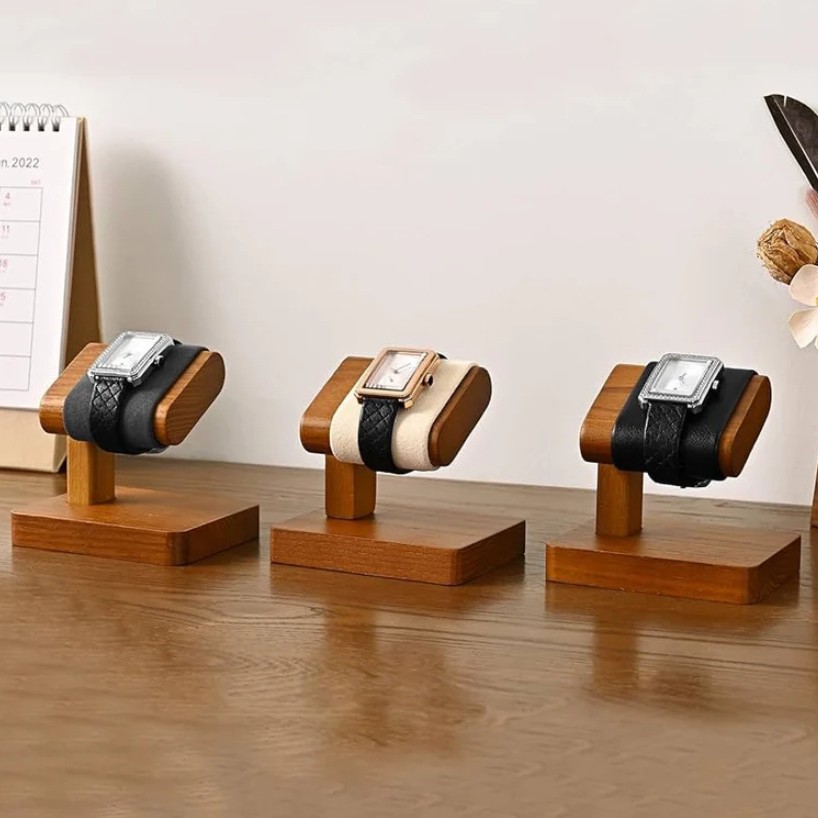 Wooden Watch Display Stand Lux - Jewelry And Watches Stores のレビューと価格
