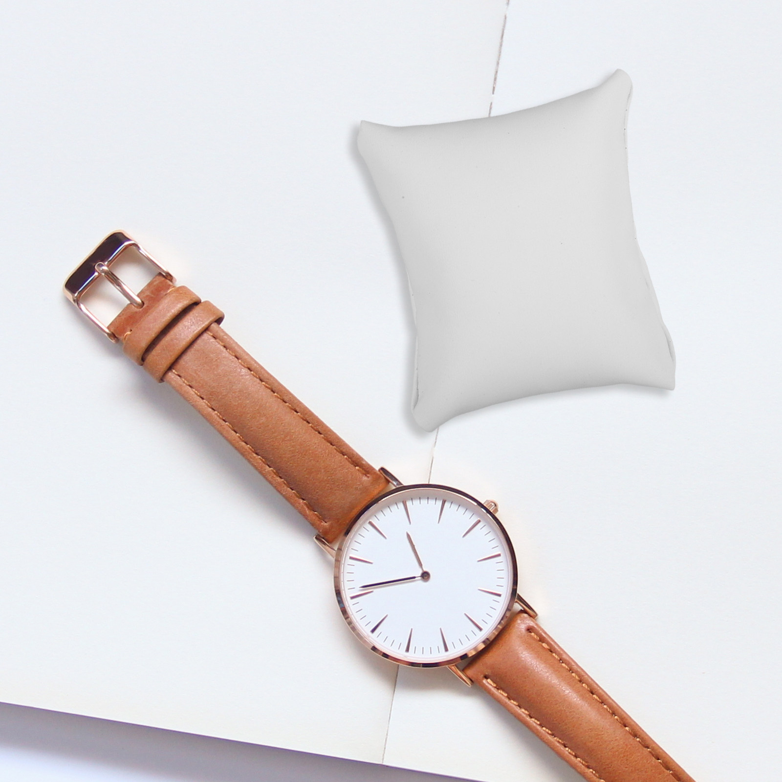 6Pcs Watch Pillow Set PU Watch - Jewelry Bracelet Watches のレビューと価格