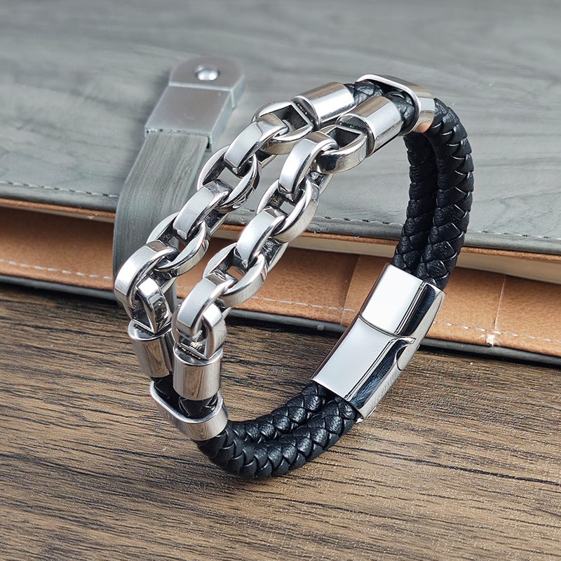 Multi layer men's leather brac - Charm Bracelet Beads のレビューと価格