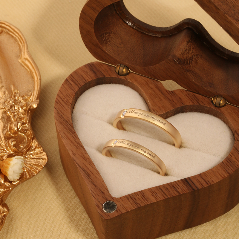 Letter Engraving Diamond Engag - Couple Ring Set のレビューと価格